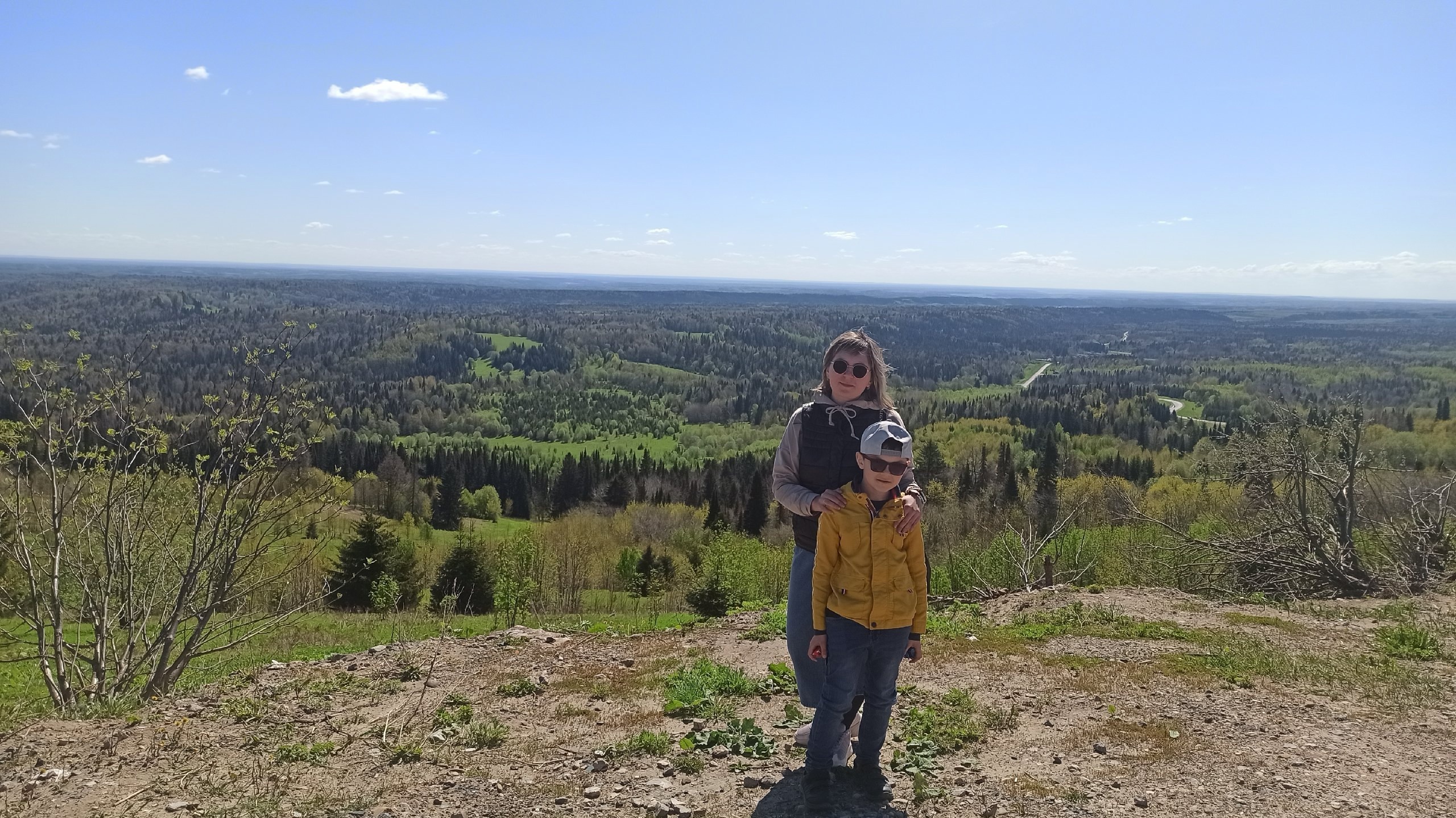 Совет Молодежи УЗПМ организовал выездное мероприятие для сотрудников и их семей