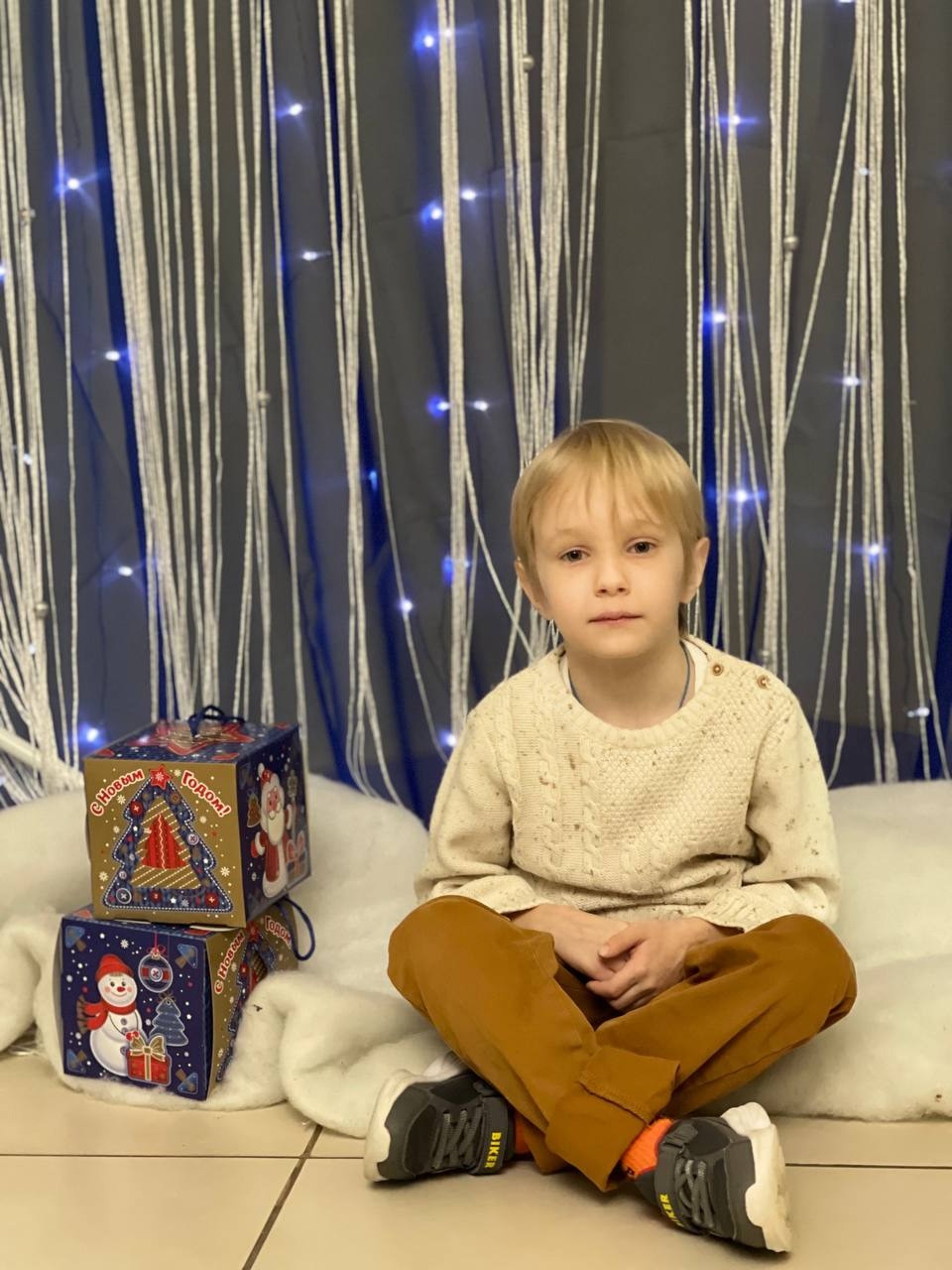 УЗПМ организовал новогодние праздники для детей сотрудников в трех городах, рис. 2